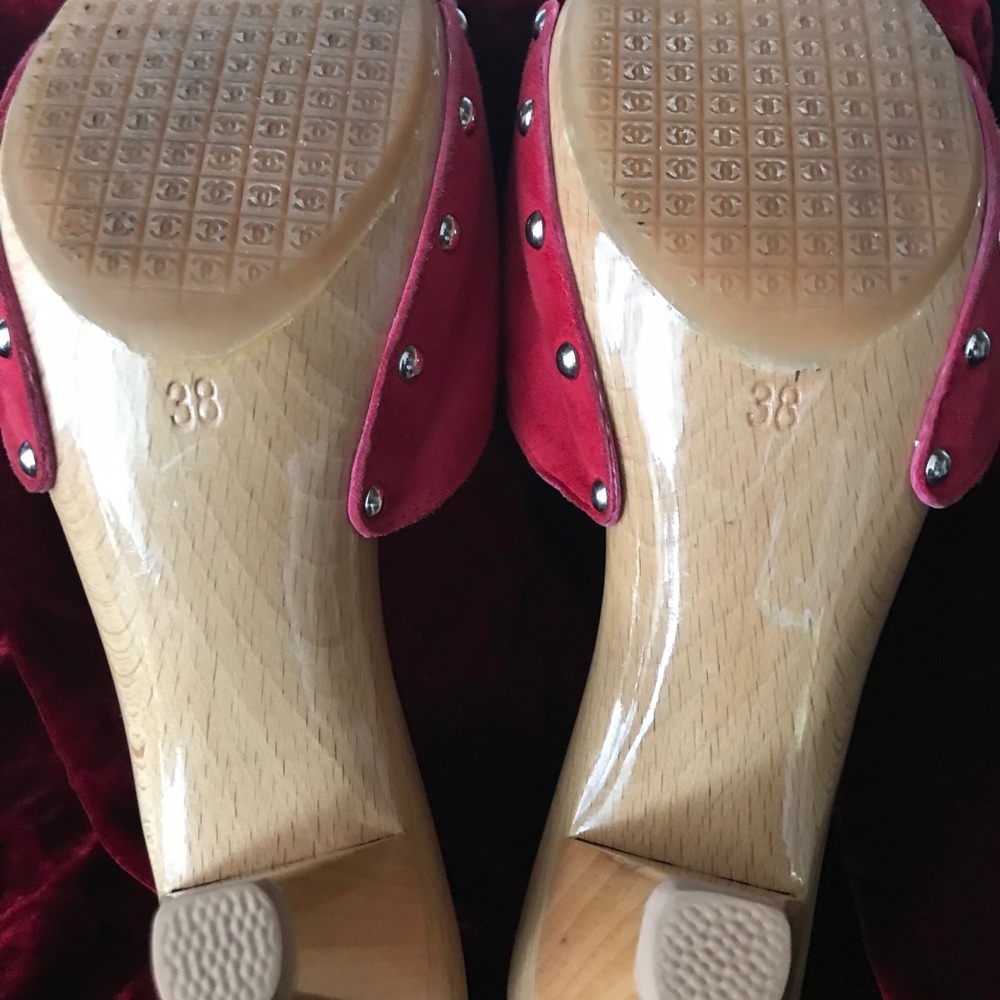 Chanel Authentic Red Suede Mule Sandals - Picture 2 of 4